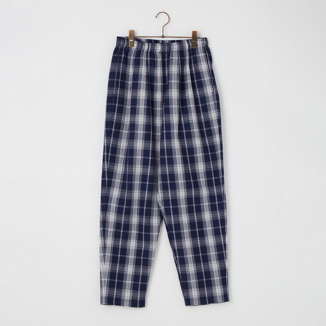 BURLAP OUTFITTER [バーラップ アウトフィッター] シアサッカー プレイドトラックパンツ [PLAID-TRACK-PANT] NAVY/WHITE