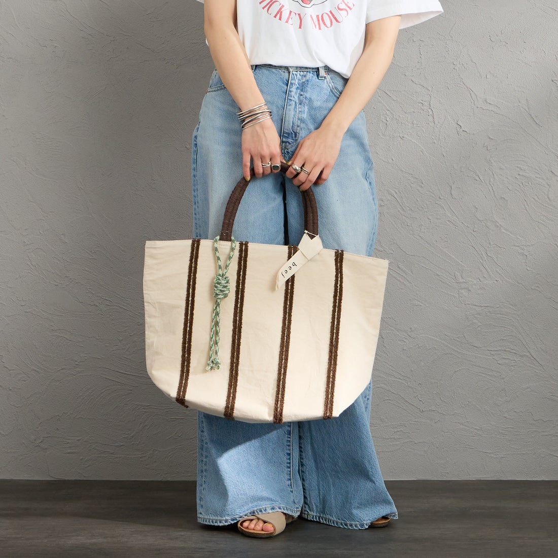 beej [ビージ] ループラインビッグトートバッグ [26SS-PWMI-IT-005] WHITE