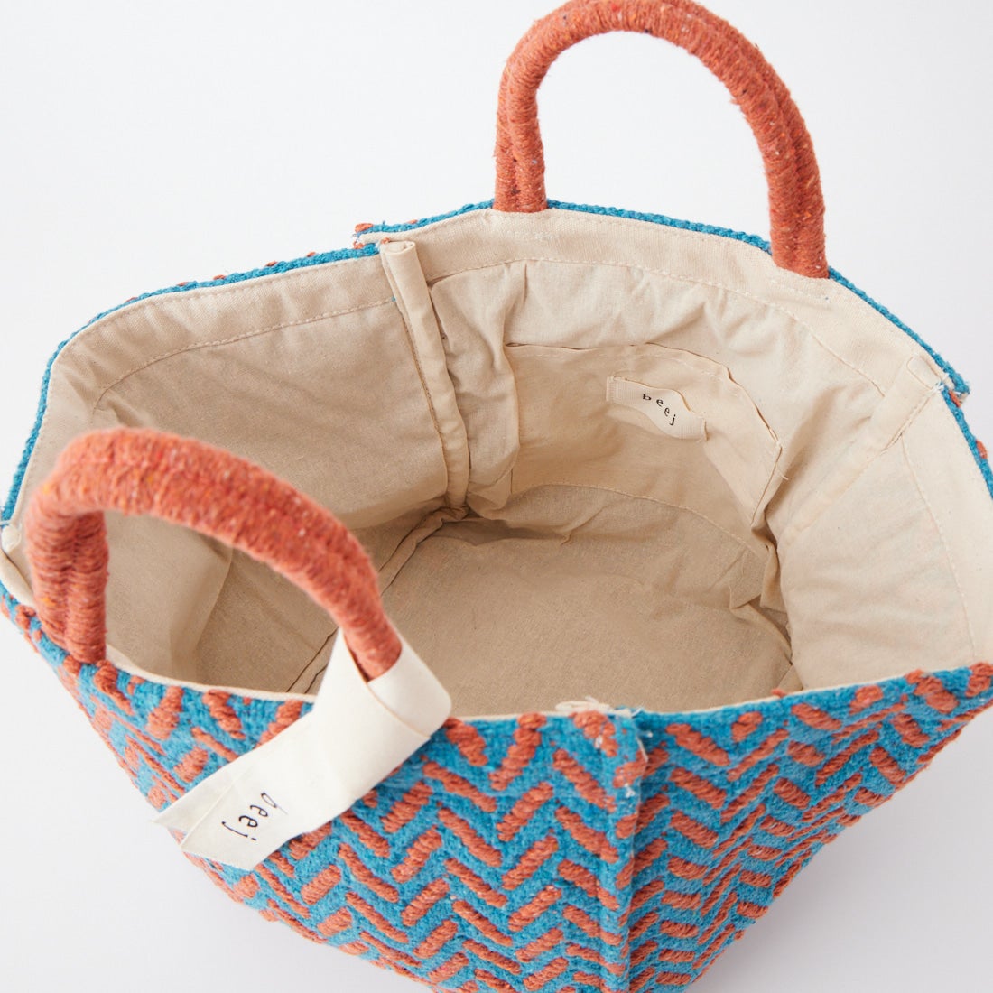 beej [ビージ] スクエアバスケットバッグ [26SS-PWMI-IT-010] ORANGE