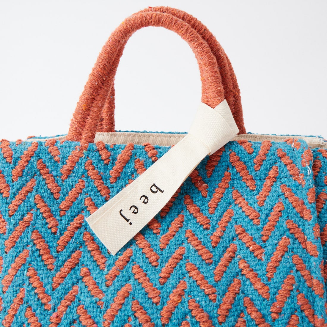 beej [ビージ] スクエアバスケットバッグ [26SS-PWMI-IT-010] ORANGE