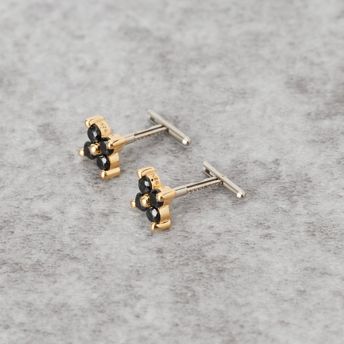 Baqless [バックレス] アミティ ブルームオニキス ゴールドピアス [261AM-BLM-ON-YG] GOLD