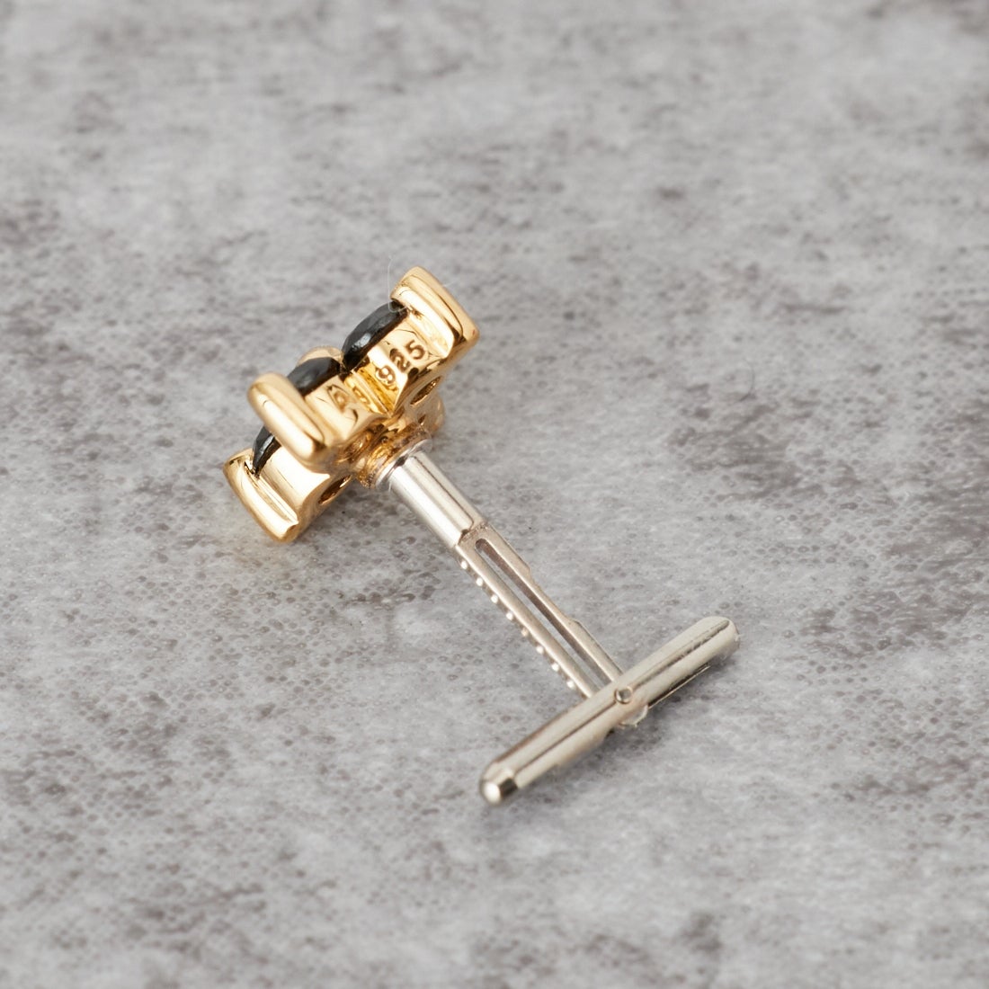Baqless [バックレス] アミティ ブルームオニキス ゴールドピアス [261AM-BLM-ON-YG] GOLD