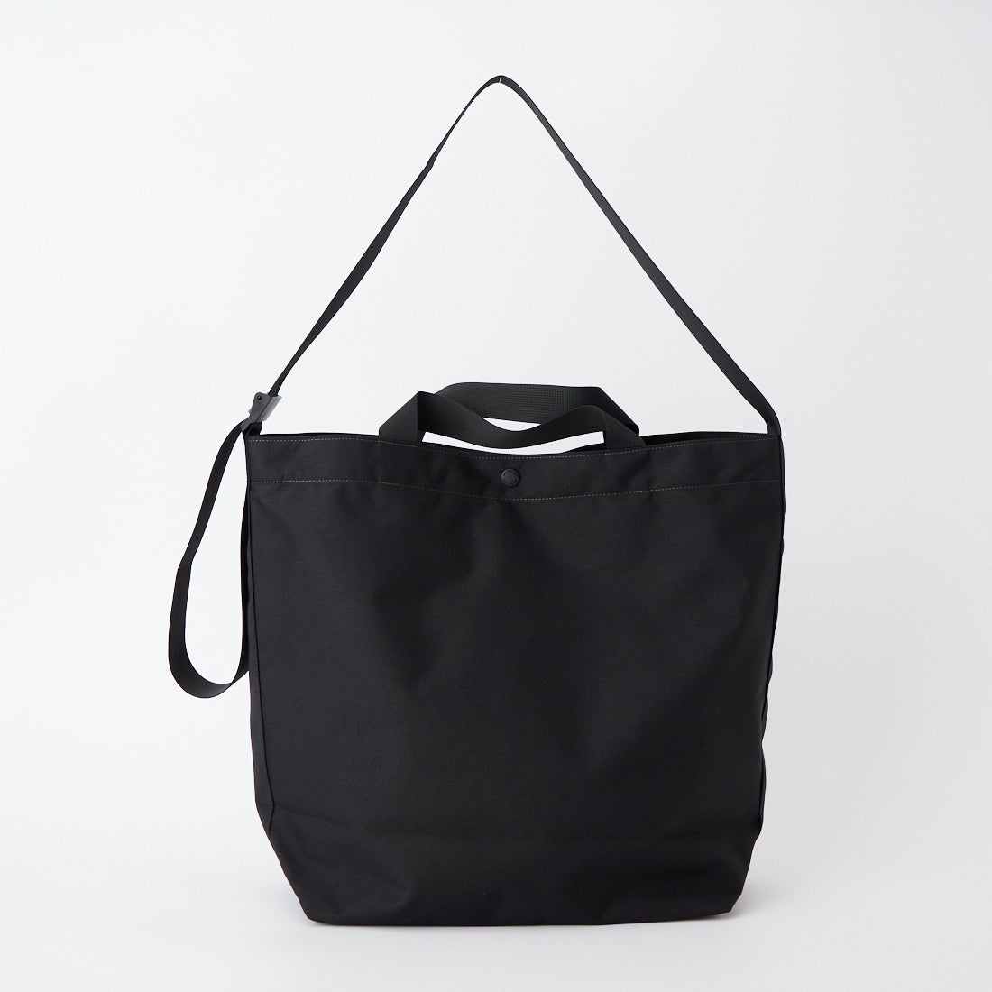 and wander [アンドワンダー] リサイクルOXロゴトートバッグ [5745985139] BLACK