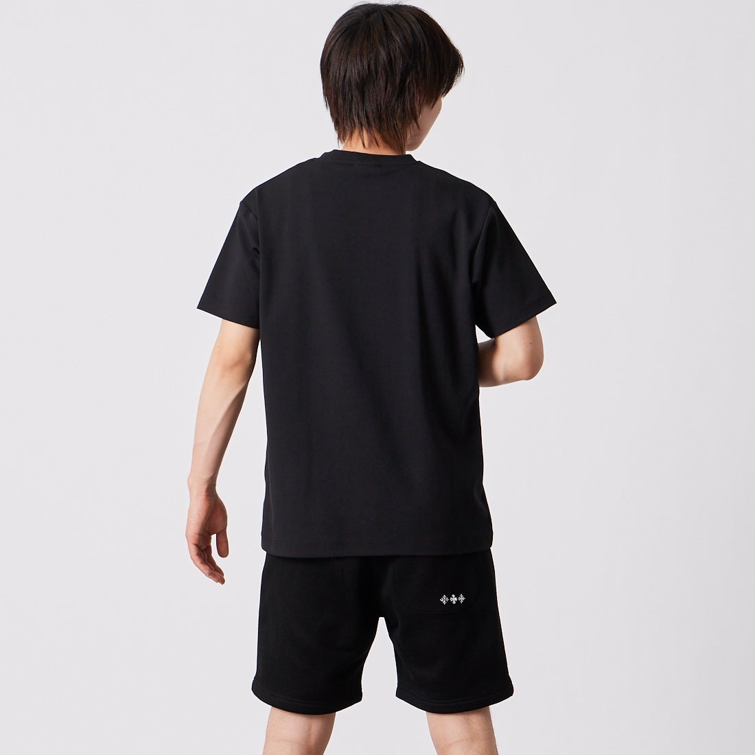 BALR. [ボーラー] JPロゴTシャツ [B11121409] JET BLACK/ &&モデル身長：177cm 着用サイズ：M&&