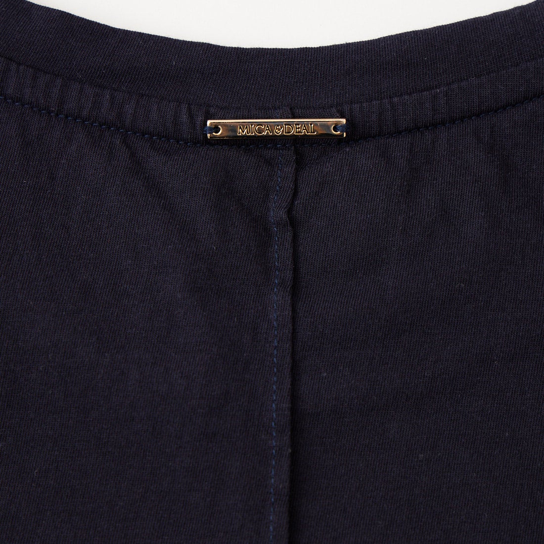MICA&DEAL [マイカアンドディール] LAIA ロゴヘムラウンドTシャツ [0126209101] NAVY