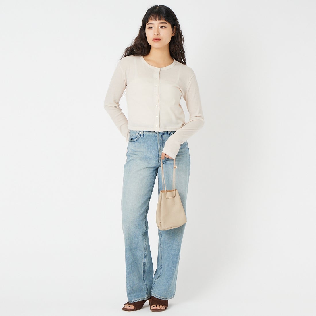 USINE [ユジーヌ] シアーリブ短丈カーディガン [21267067] 033 ﾍﾞｰｼﾞｭ &&モデル身長：162cm 着用サイズ：F&&