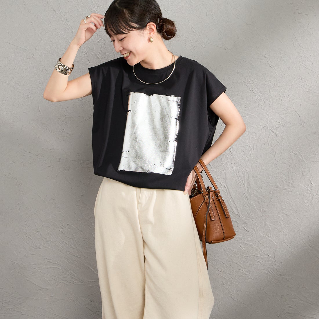 09 BLACK&&モデル身長：150cm 着用サイズ：F&&