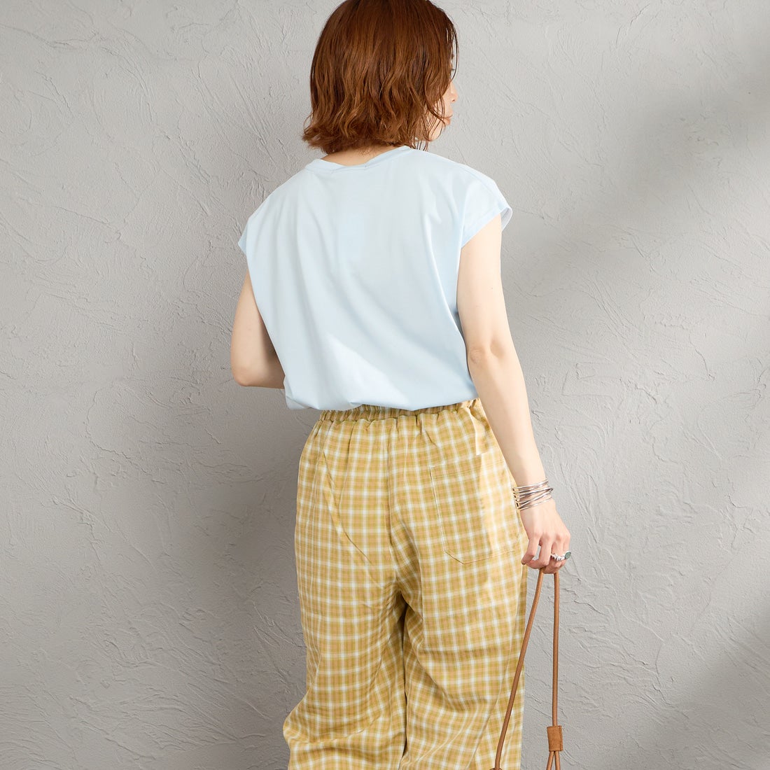Maison de L'allure [メゾン ドゥ ラリュール] ボックス箔プリントTシャツ [M26312014] 10 BABYBLU &&モデル身長：158cm 着用サイズ：F&&