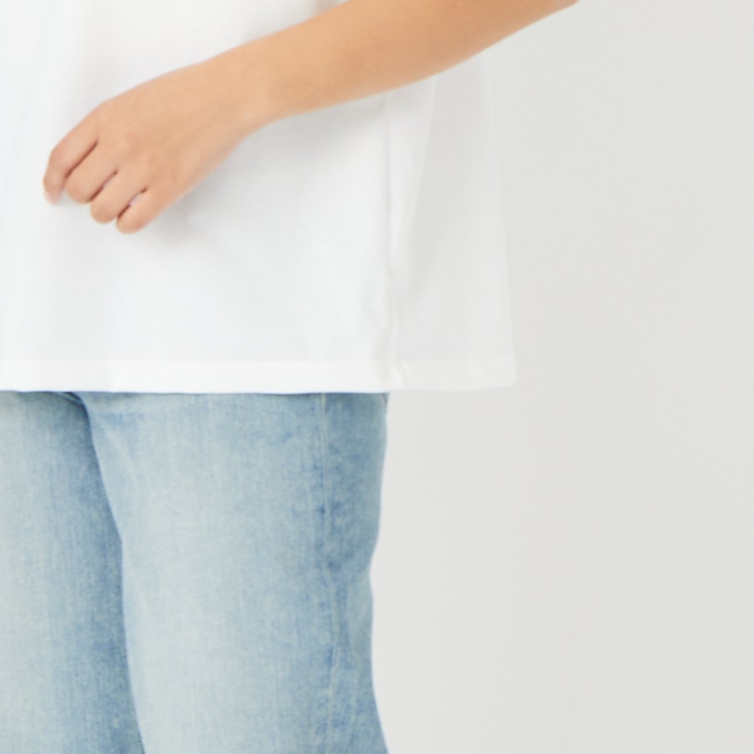 Maison de L'allure [メゾン ドゥ ラリュール] アソートボックス箔ロゴプリントTシャツ [M26312015] 08 CHARCOA