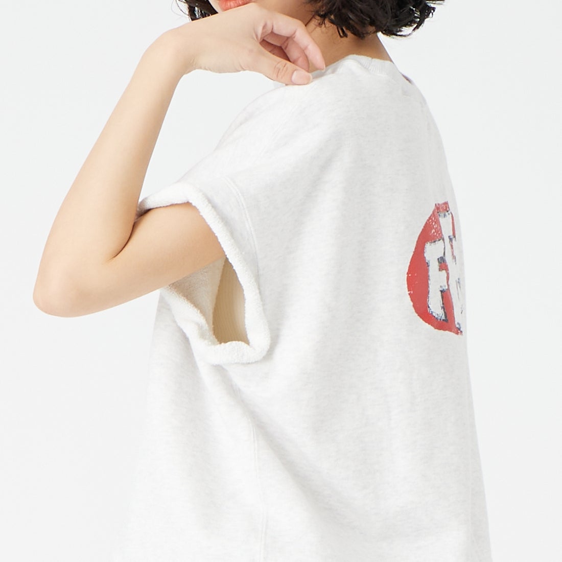 BOW WOW [バウワウ] FERモータスポーツ エイジドスウェット [BW261-FMSSS] M.GRAY &&モデル身長：162cm 着用サイズ：S&&