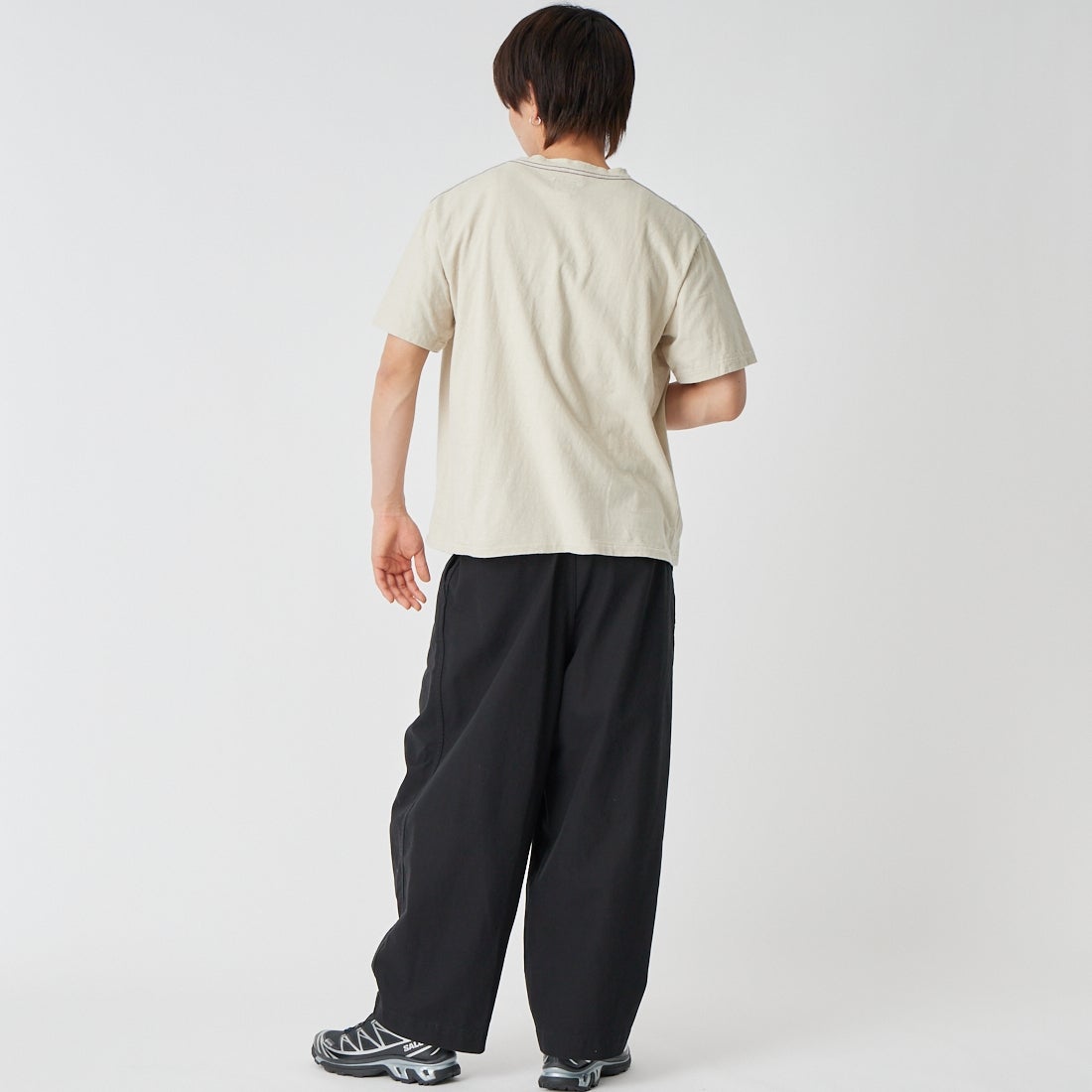 Needles [ニードルズ] ショートスリーブポケットTシャツ [SX444] A BEIGE &&モデル身長：177cm 着用サイズ：M&&