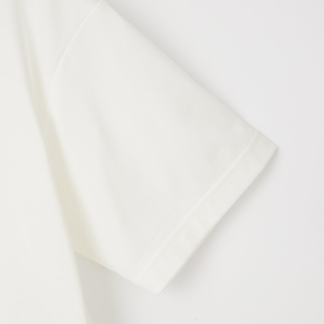 MARK & LONA [マークアンドロナ] スワロフスキーロゴ モックネックTシャツ [MLM-6A-AA04] WHITE