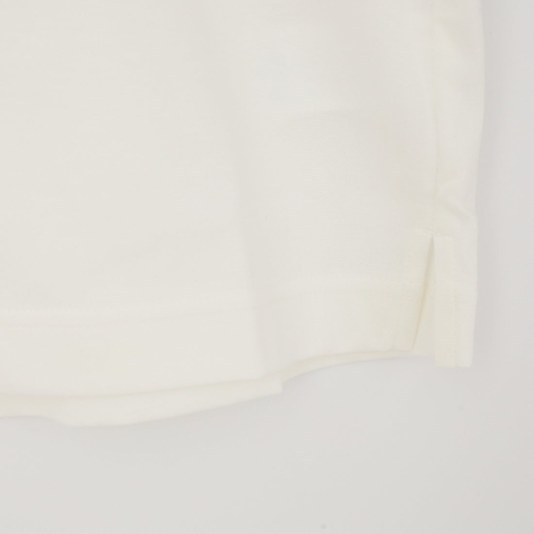 MARK & LONA [マークアンドロナ] スワロフスキーロゴ モックネックTシャツ [MLM-6A-AA04] WHITE