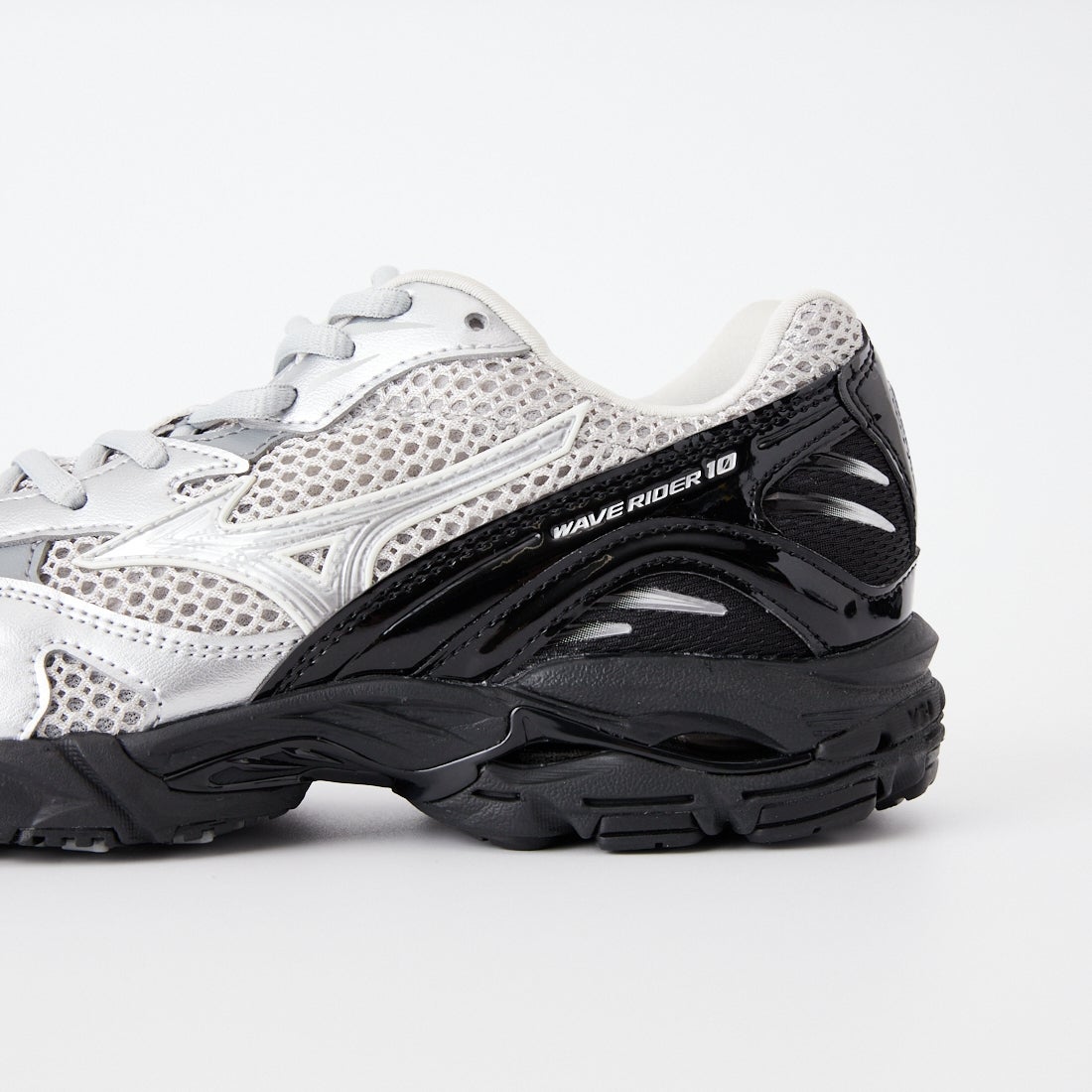 MIZUNO [ミズノ] ウェーブライダー 10 [D1GA2616] 02 ｼﾙﾊﾞｰ