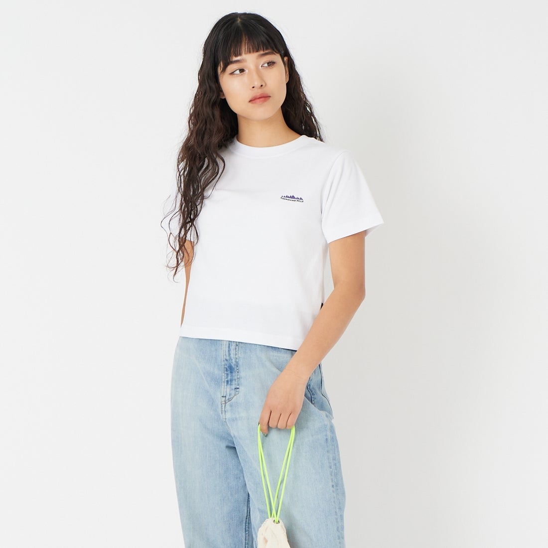 01 WHITE&&モデル身長：162cm 着用サイズ：F&&