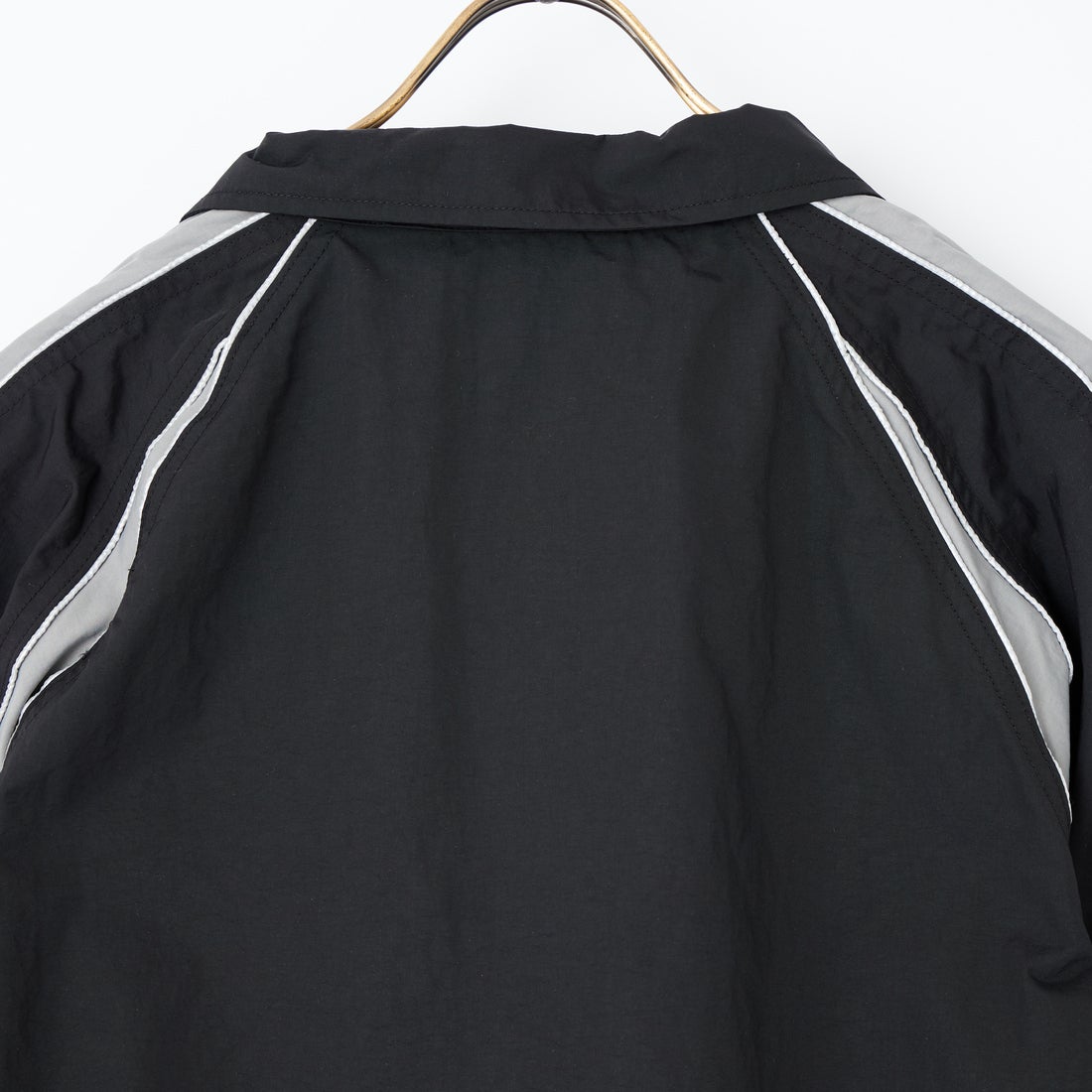 South2West8 [サウスツーウエストエイト] ナイロンタッサー ウォームアップジャケット [SX653] B BLACK