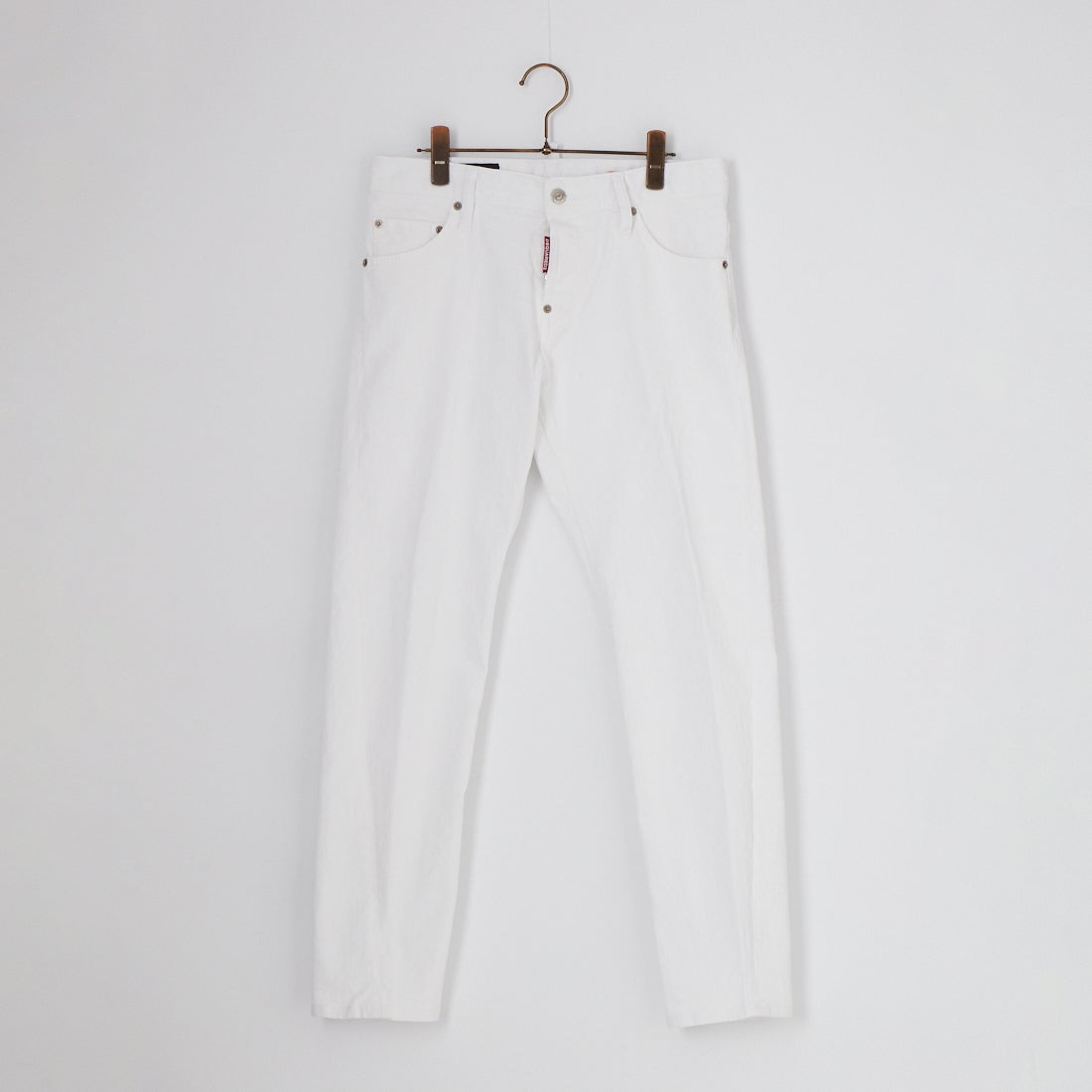 100 WHITE