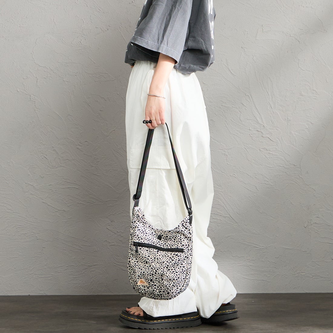 KELTY [ケルティ] ES ミニカーブショルダーバッグ [3259271526] BEIGE DAL