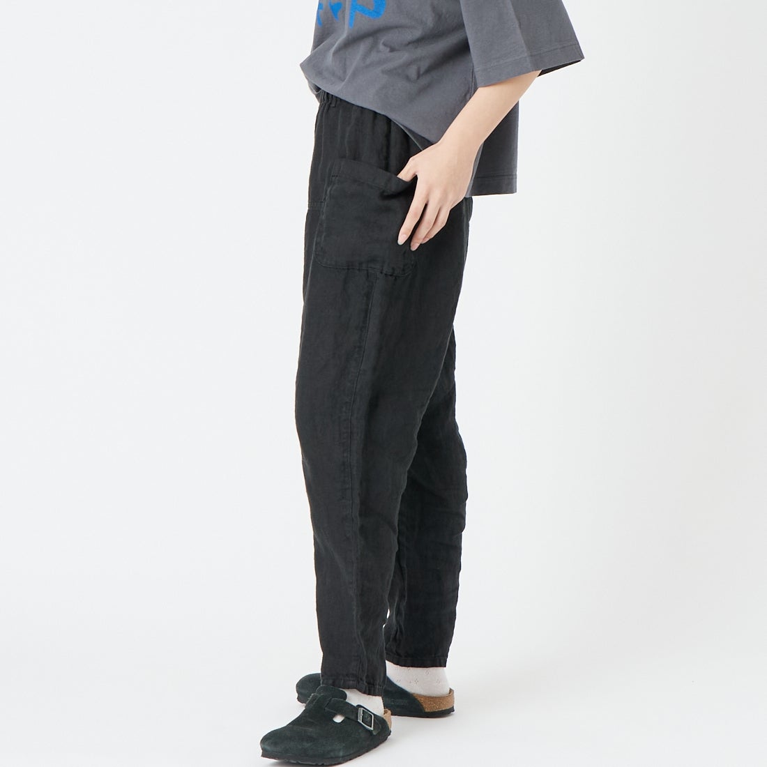 tumugu: [ツムグ] ソリトリネン イージーパンツ [TB23244A] 99 BLACK &&モデル身長：162cm 着用サイズ：1&&