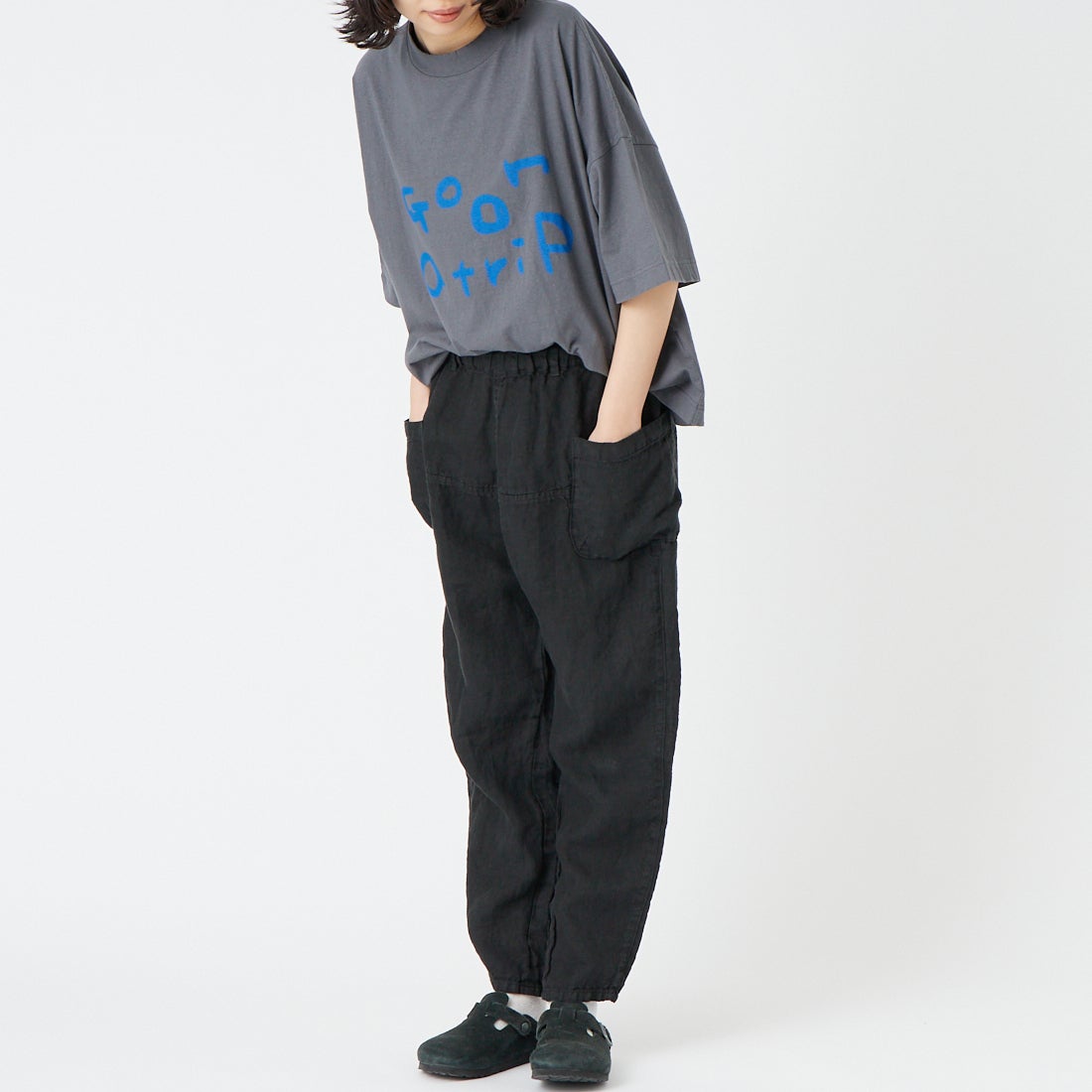 tumugu: [ツムグ] ソリトリネン イージーパンツ [TB23244A] 99 BLACK &&モデル身長：162cm 着用サイズ：1&&