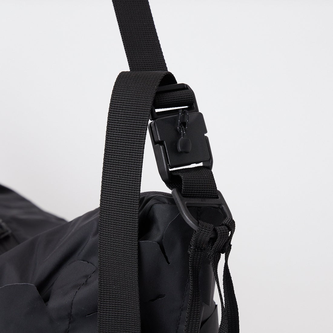 YDOT [ワイドット] FLCモチーフ ショルダーバッグ [YU01503] BLACK