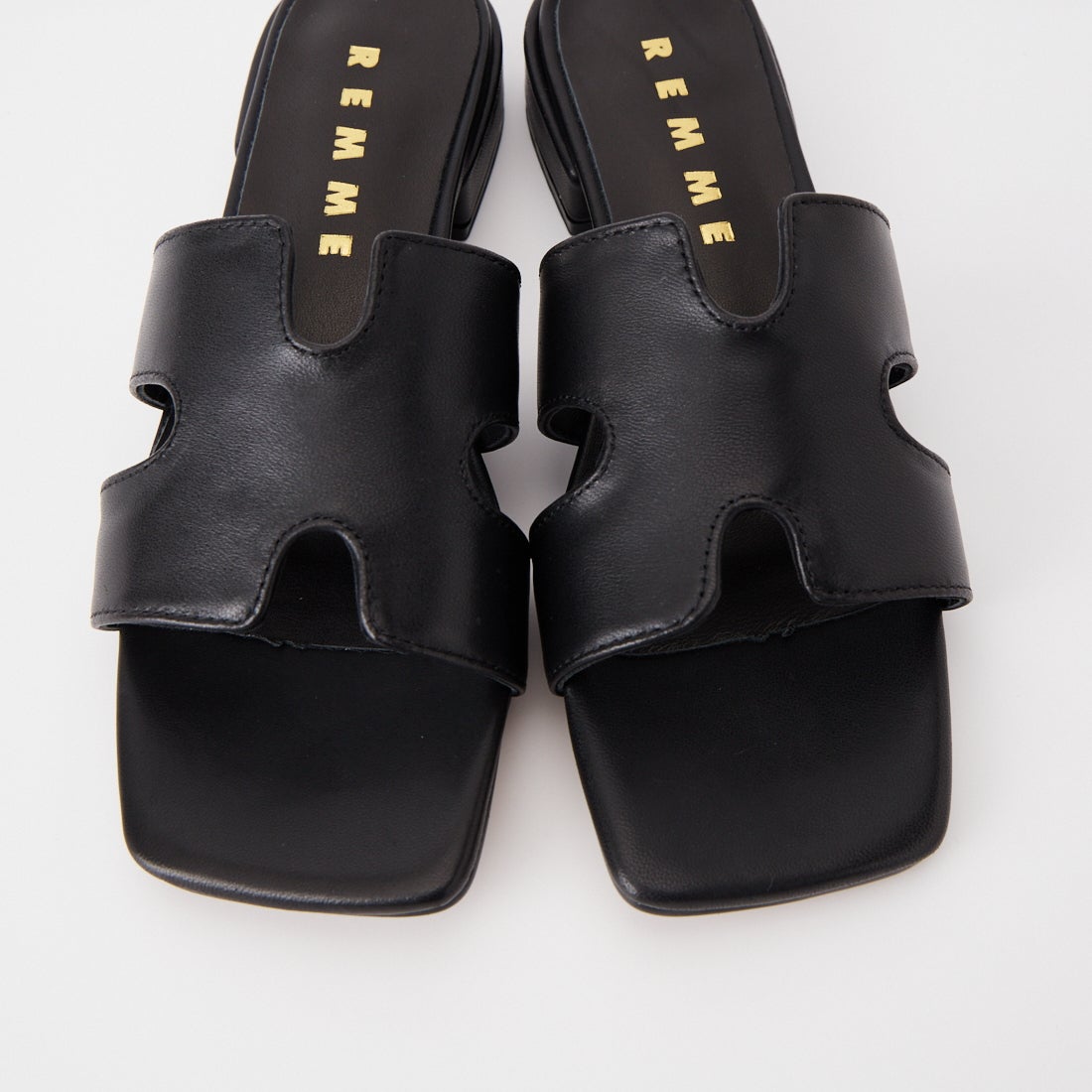 REMME [レメ] シープレザー ソフィアサンダル [ZH-26S009-SO] NEGRO