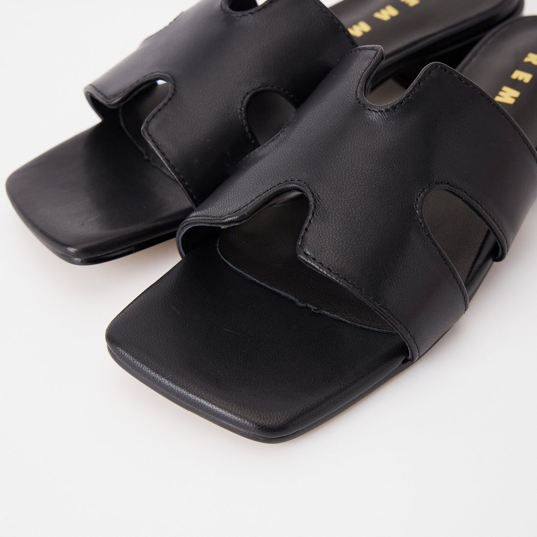 REMME [レメ] シープレザー ソフィアサンダル [ZH-26S009-SO] NEGRO