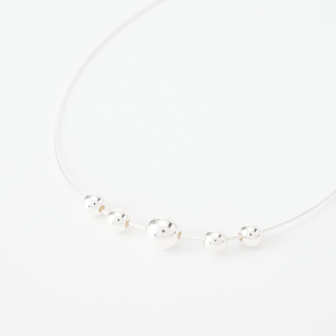 ERICKA NICOLAS BEGAY [エリッカ ニコラス ビゲイ] シルバーボールチョーカー [ENB14W2040] SHINY