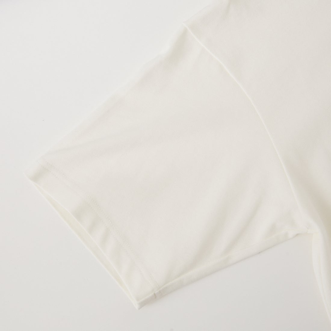 NORDISK [ノルディスク] 別注 HYGGE バックプリントTシャツ [NU11703-JF] WHT