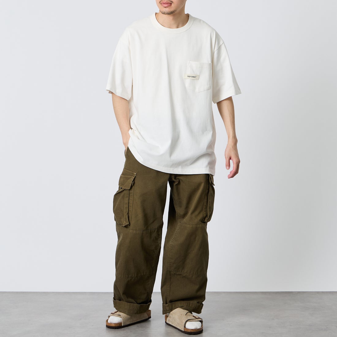 NORDISK [ノルディスク] 別注 HYGGE バックプリントTシャツ [NU11703-JF] WHT &&モデル身長：168cm 着用サイズ：L&&