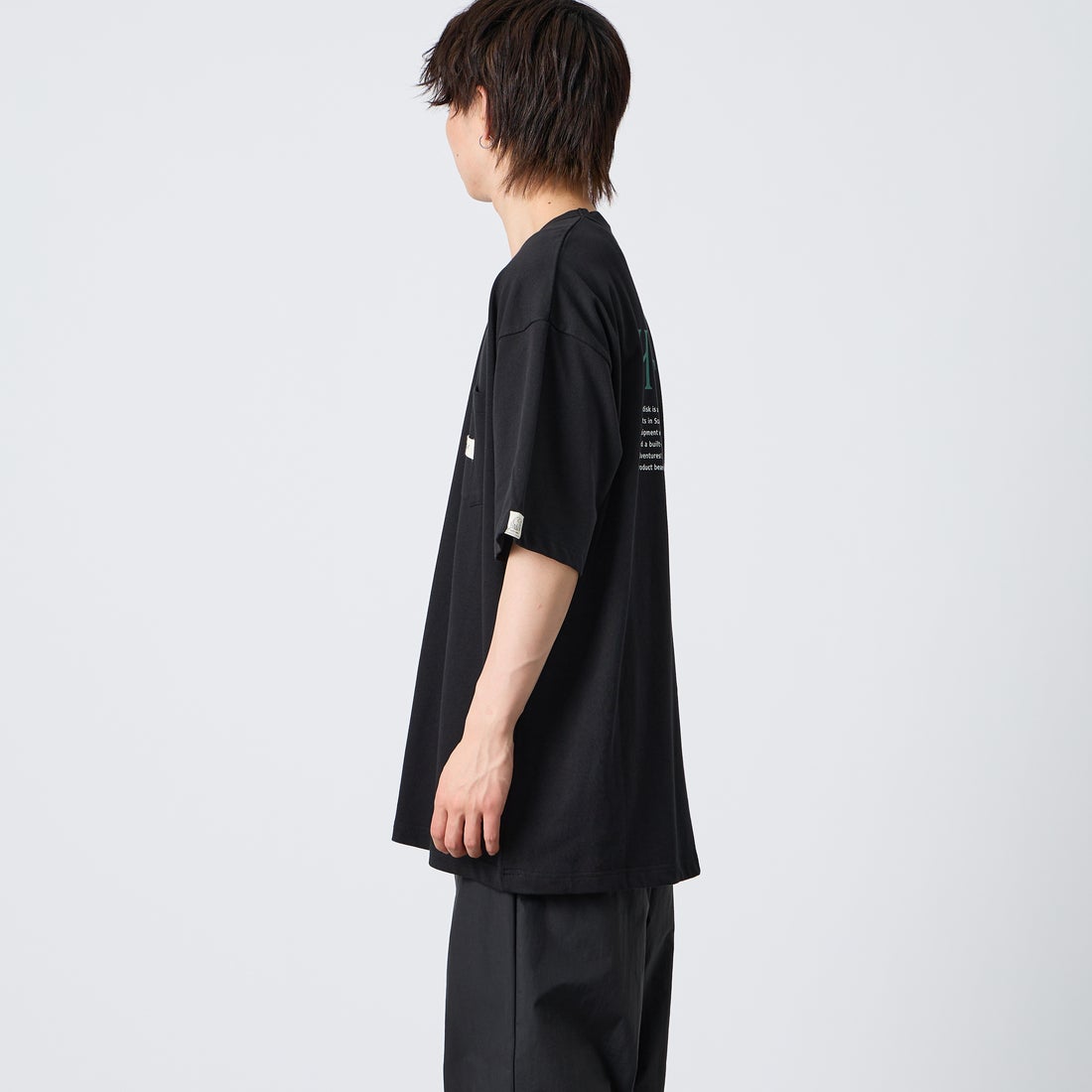 NORDISK [ノルディスク] 別注 HYGGE バックプリントTシャツ [NU11703-JF] BLK &&モデル身長：177cm 着用サイズ：XL&&