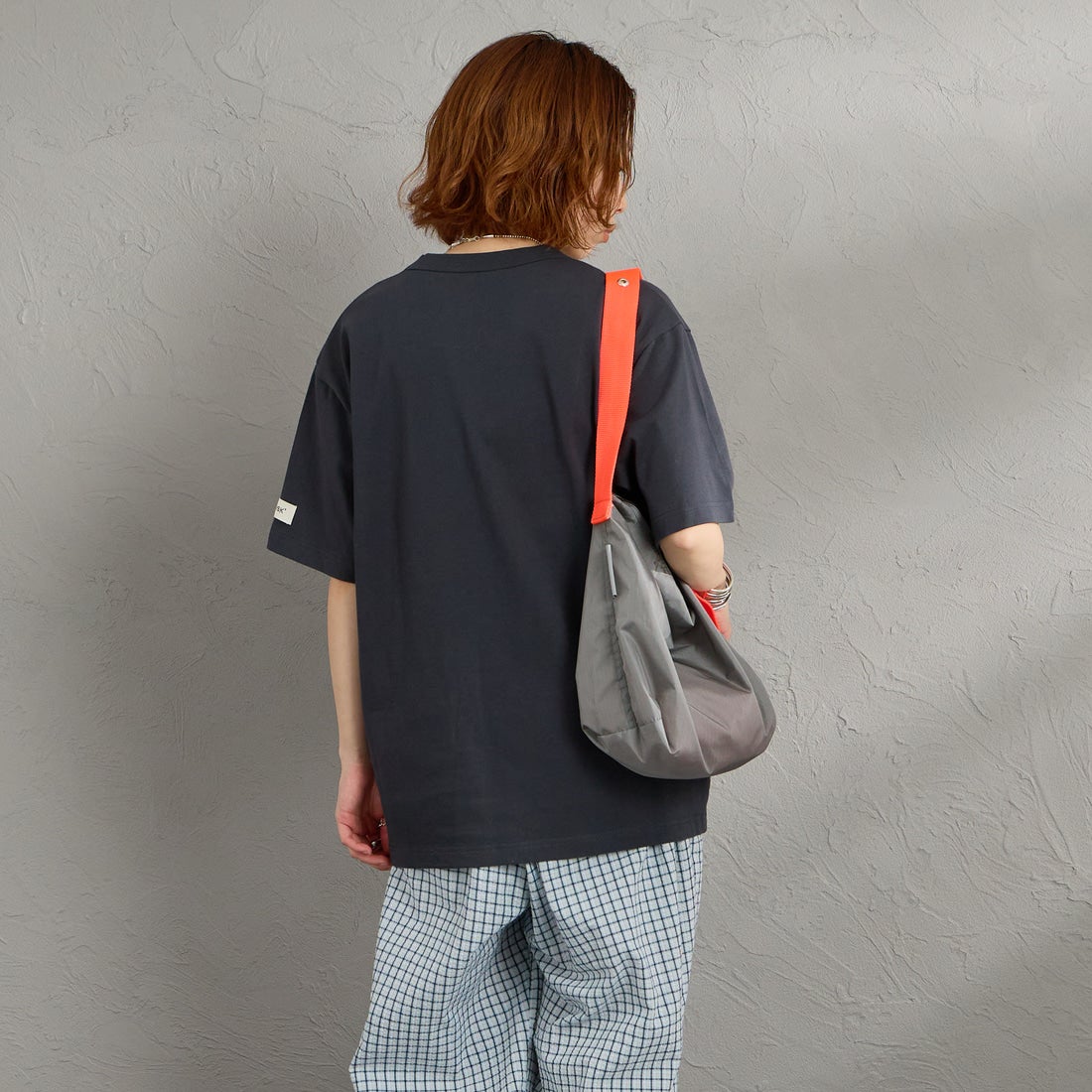 NORDISK [ノルディスク] 別注 ワンポイント刺繍 ポケットTシャツ [NU11701-JF] CHR &&モデル身長：158cm 着用サイズ：S&&