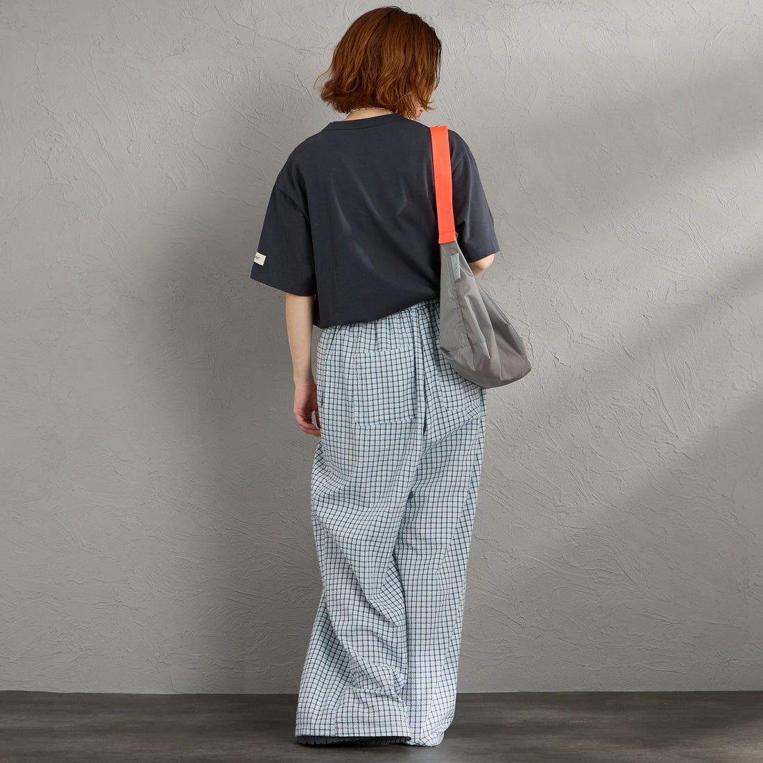 NORDISK [ノルディスク] 別注 ワンポイント刺繍 ポケットTシャツ [NU11701-JF] CHR &&モデル身長：158cm 着用サイズ：S&&