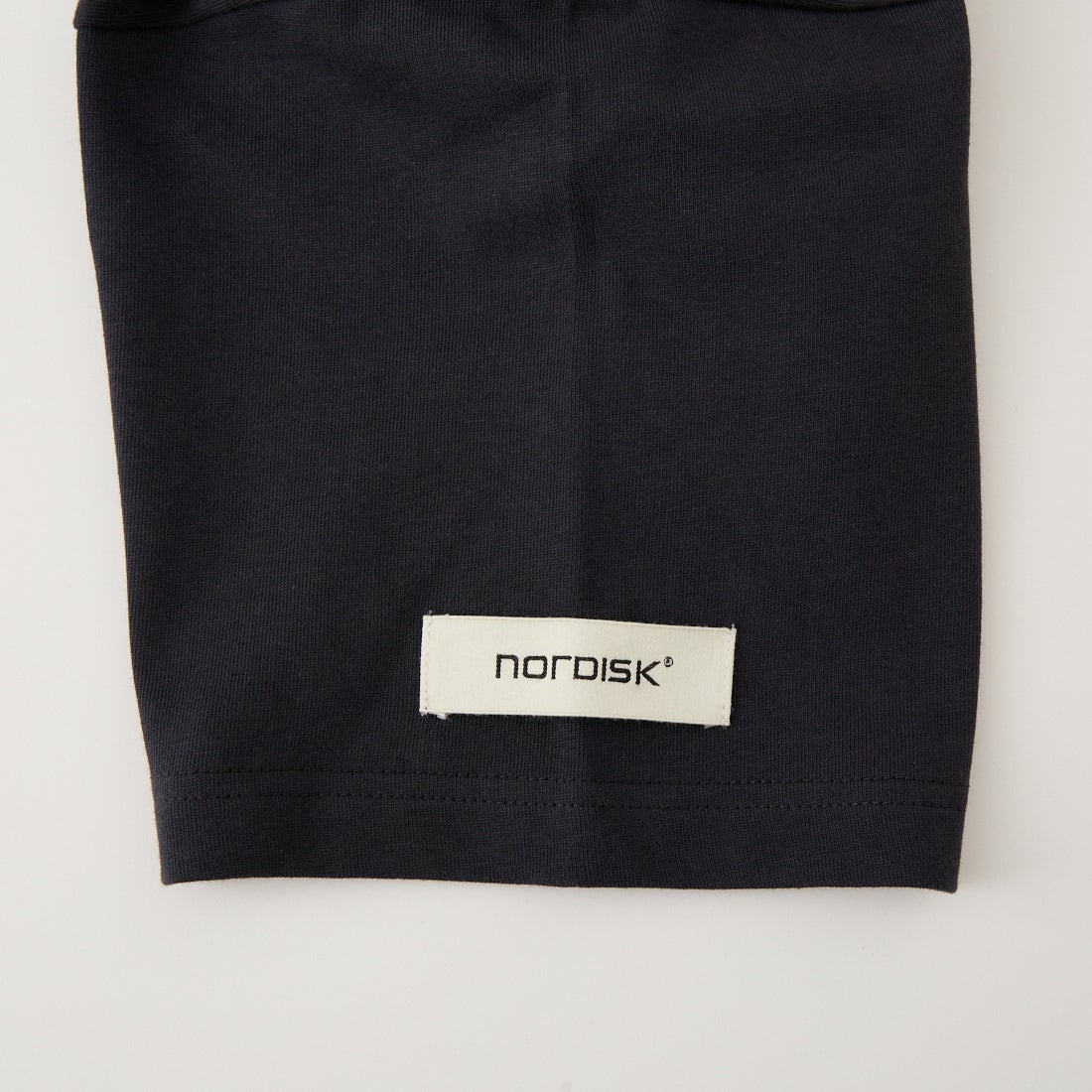 NORDISK [ノルディスク] 別注 ワンポイント刺繍 ポケットTシャツ