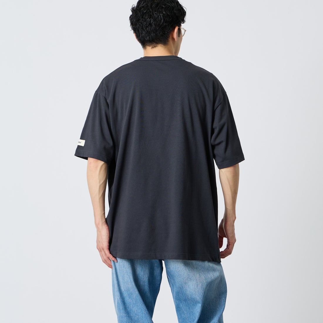 NORDISK [ノルディスク] 別注 ワンポイント刺繍 ポケットTシャツ [NU11701-JF] CHR &&モデル身長：168cm 着用サイズ：L&&