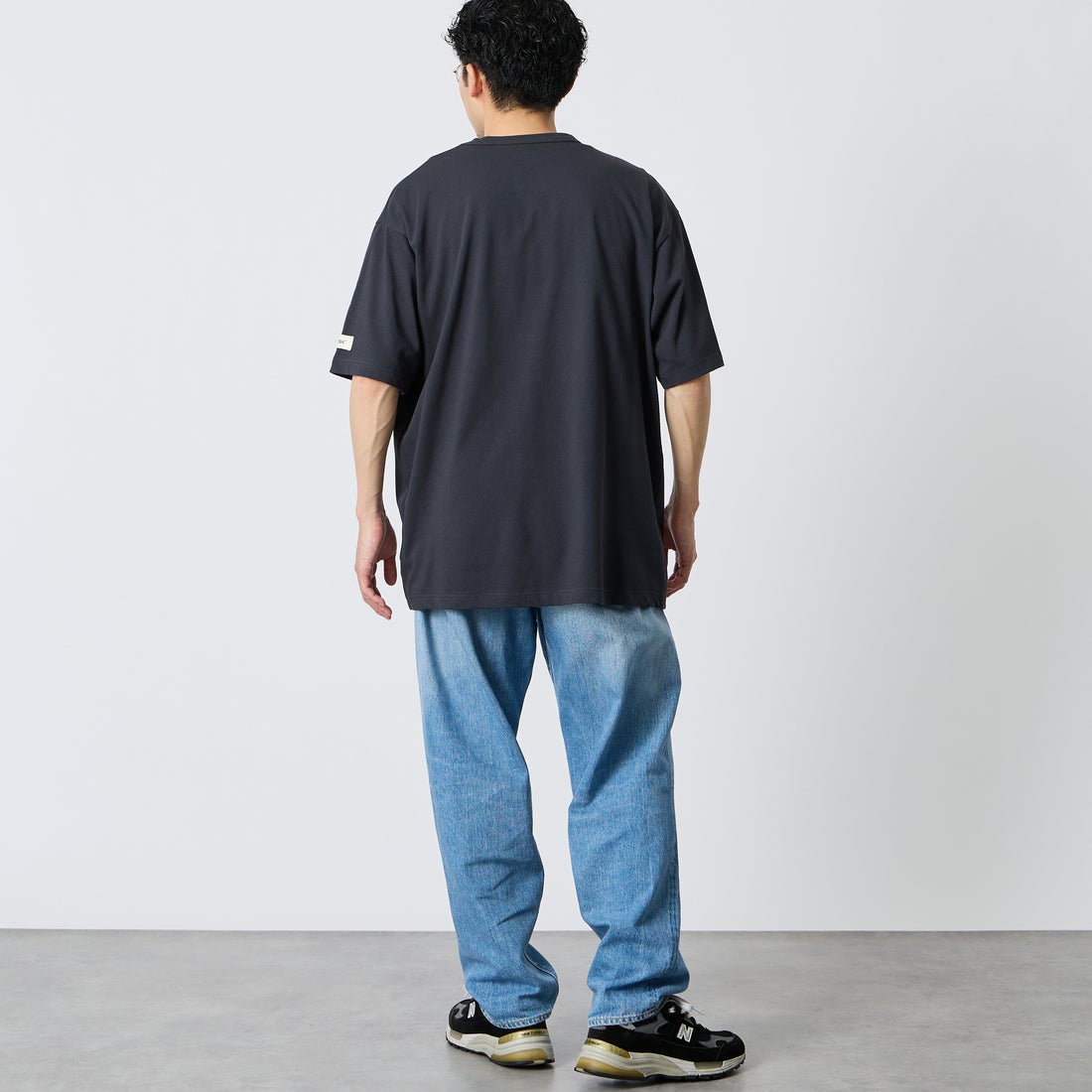NORDISK [ノaNORDISK [ノルディスク] 別注 ワンポイント刺繍 ポケットTシャツ [NU11701-JF] CHR &&モデル身長：168cm 着用サイズ：L&&ルディスク] 別注 ワンポイント刺繍 ポケットTシャツ [NU11701-JF] CHR