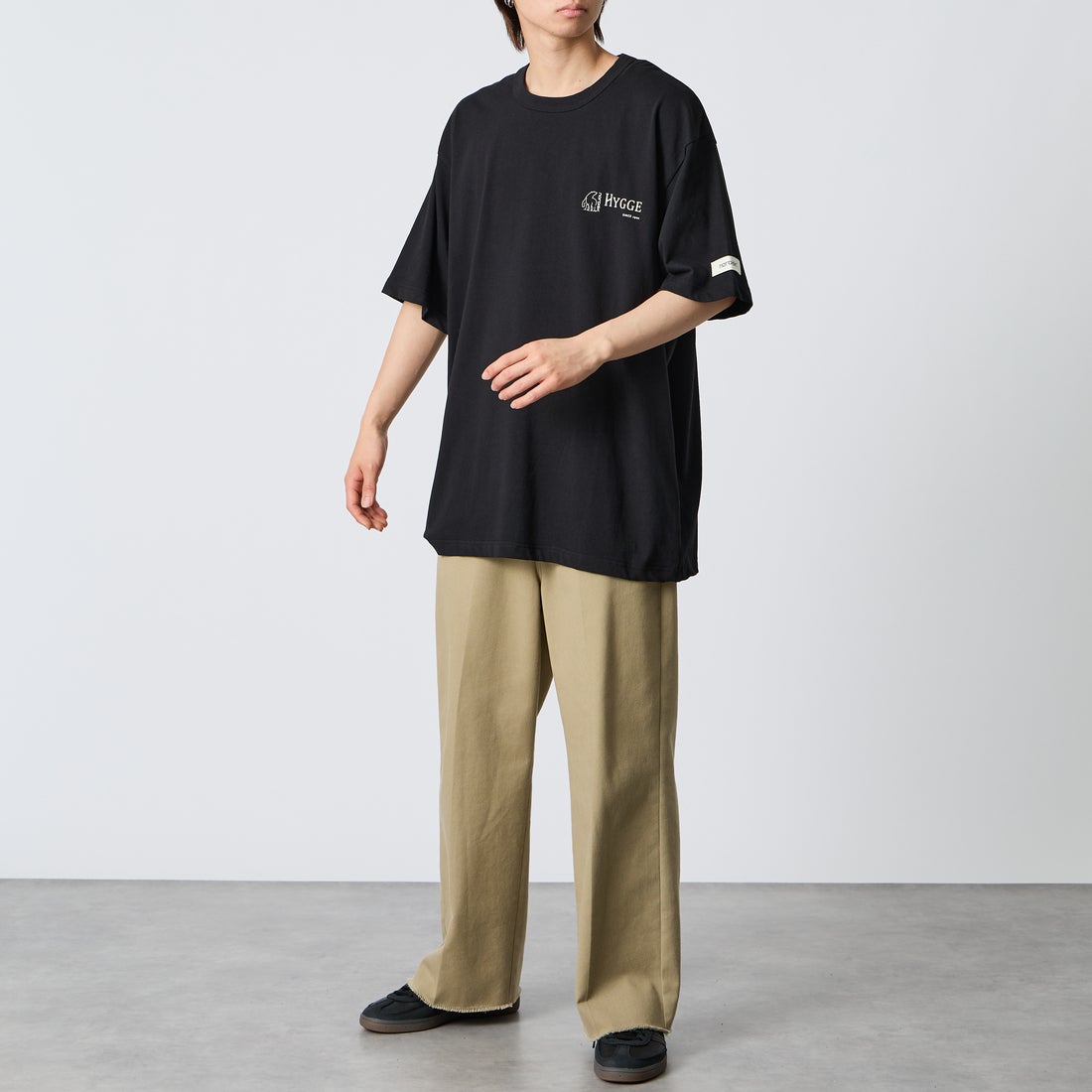 NORDISK [ノルディスク] 別注 HYGGE フラワーバックプリントTシャツ [NU11704-JF] BLK &&モデル身長：177cm 着用サイズ：XL&&