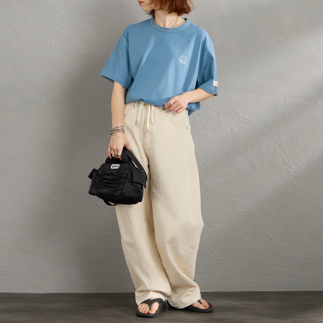 NORDISK [ノルディスク] 別注 バックロゴプリントTシャツ [NU11702-JF] BLU &&モデル身長：158cm 着用サイズ：S&&