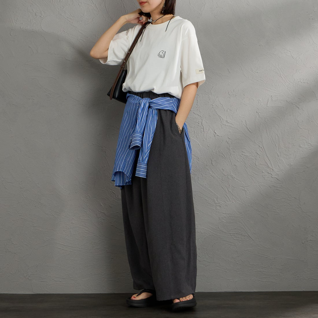 NORDISK [ノルディスク] 別注 バックロゴプリントTシャツ [NU11702-JF] WHT &&モデル身長：160cm 着用サイズ：S&&