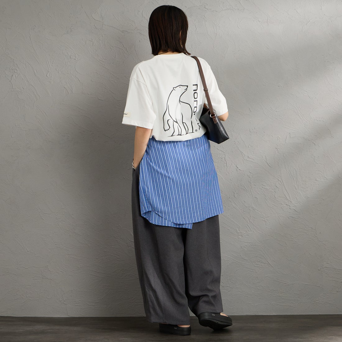 NORDISK [ノルディスク] 別注 バックロゴプリントTシャツ [NU11702-JF] WHT &&モデル身長：160cm 着用サイズ：S&&