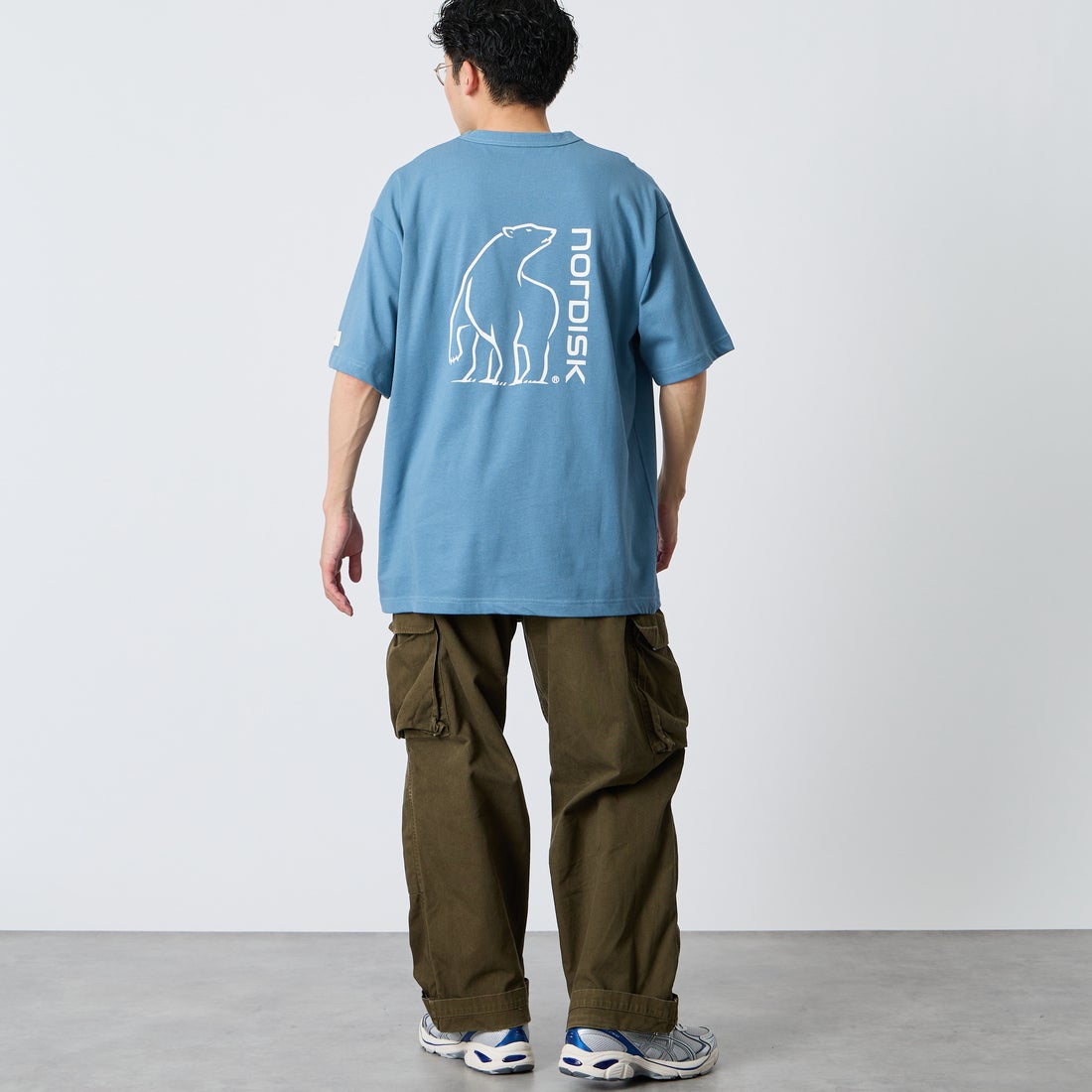 NORDISK [ノルディスク] 別注 バックロゴプリントTシャツ [NU11702-JF] BLU &&モデル身長：168cm 着用サイズ：L&&