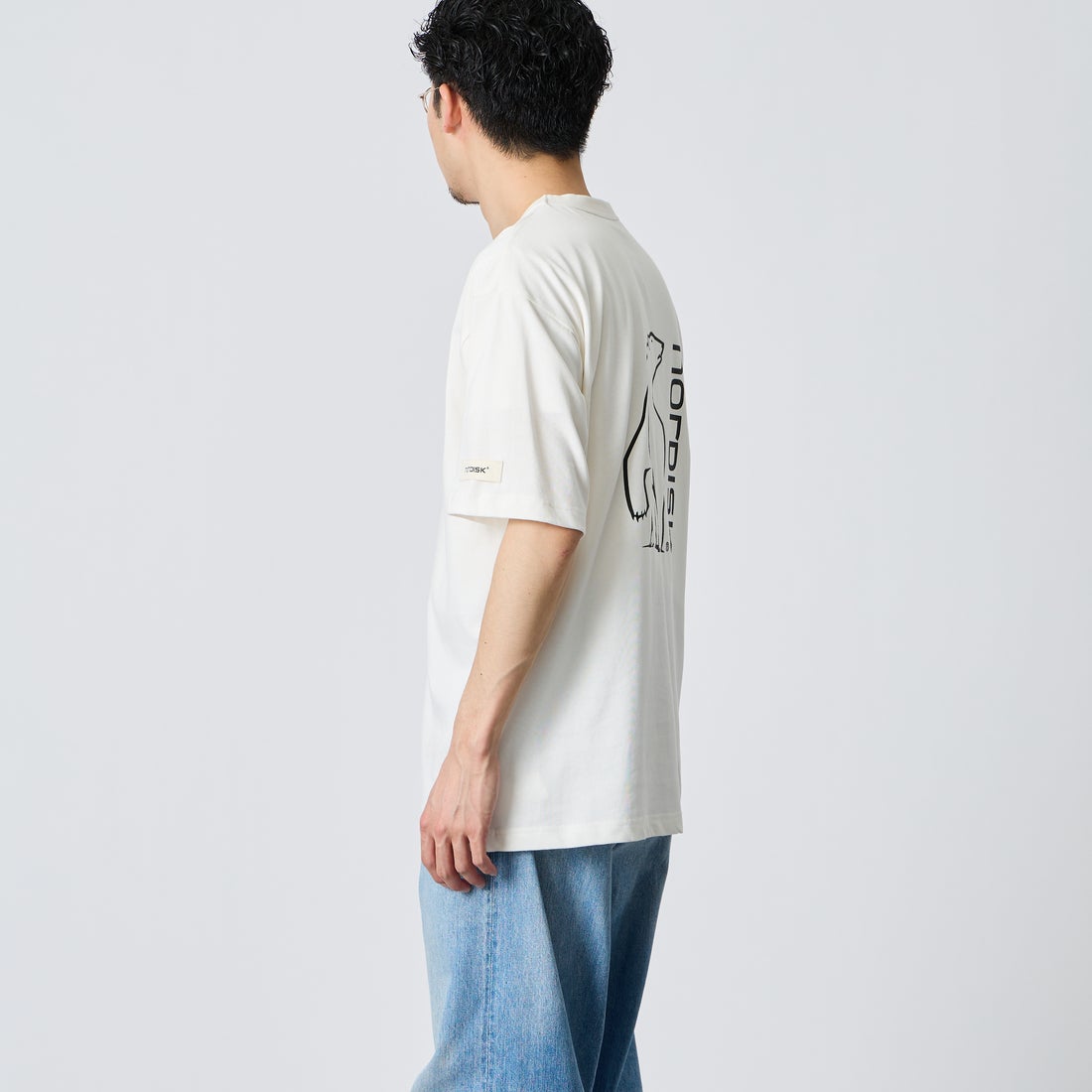 NORDISK [ノルディスク] 別注 バックロゴプリントTシャツ [NU11702-JF] WHT &&モデル身長：168cm 着用サイズ：M&&
