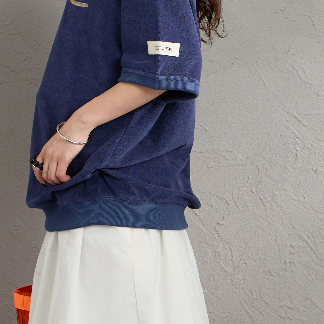 NORDISK [ノルディスク] 別注 HYGGE パイル半袖スウェット [NU11705-JF] NVY &&モデル身長：150cm 着用サイズ：S&&