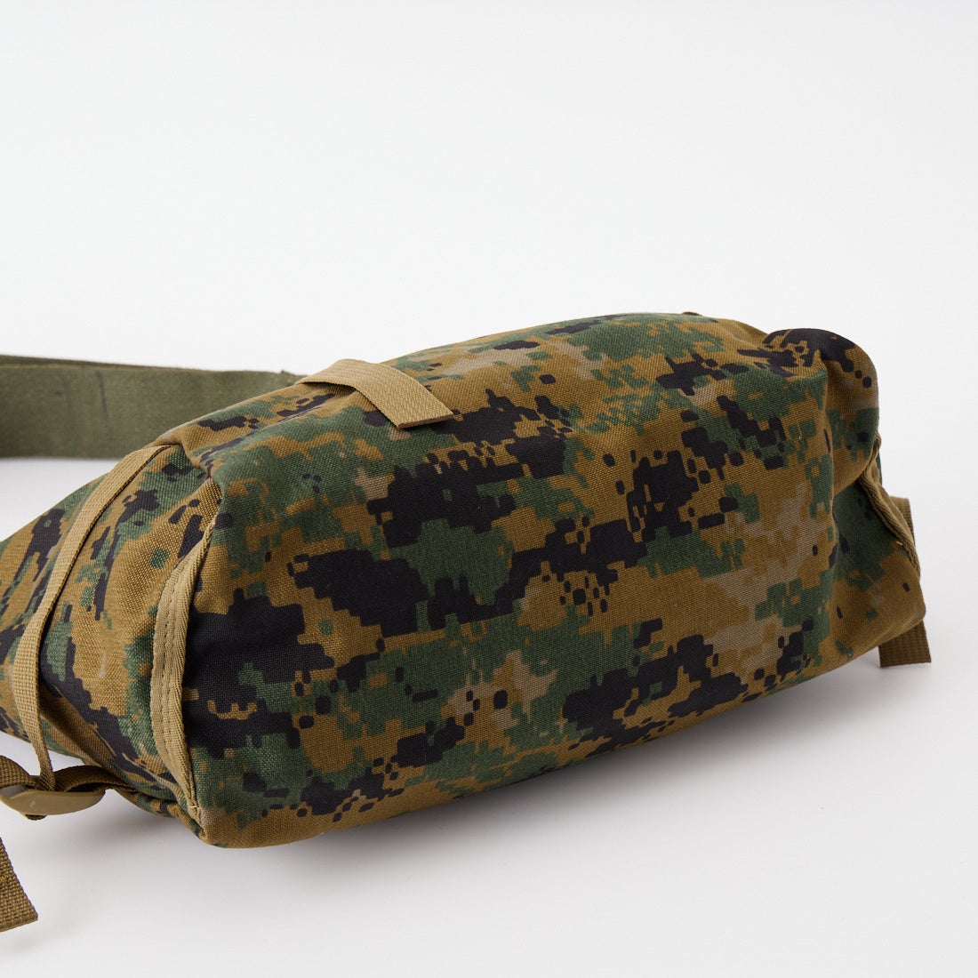 ODDMENT [オッドメント] USMC リメイクショルダーバッグ [USMC-ILBE-SHOULDER] CAMO