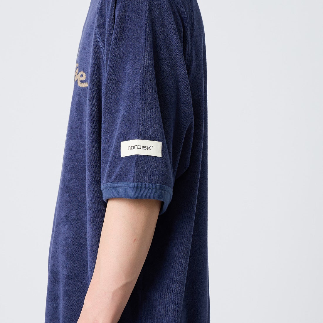 NORDISK [ノルディスク] 別注 HYGGE パイル半袖スウェット [NU11705-JF] NVY &&モデル身長：177cm 着用サイズ：XL&&