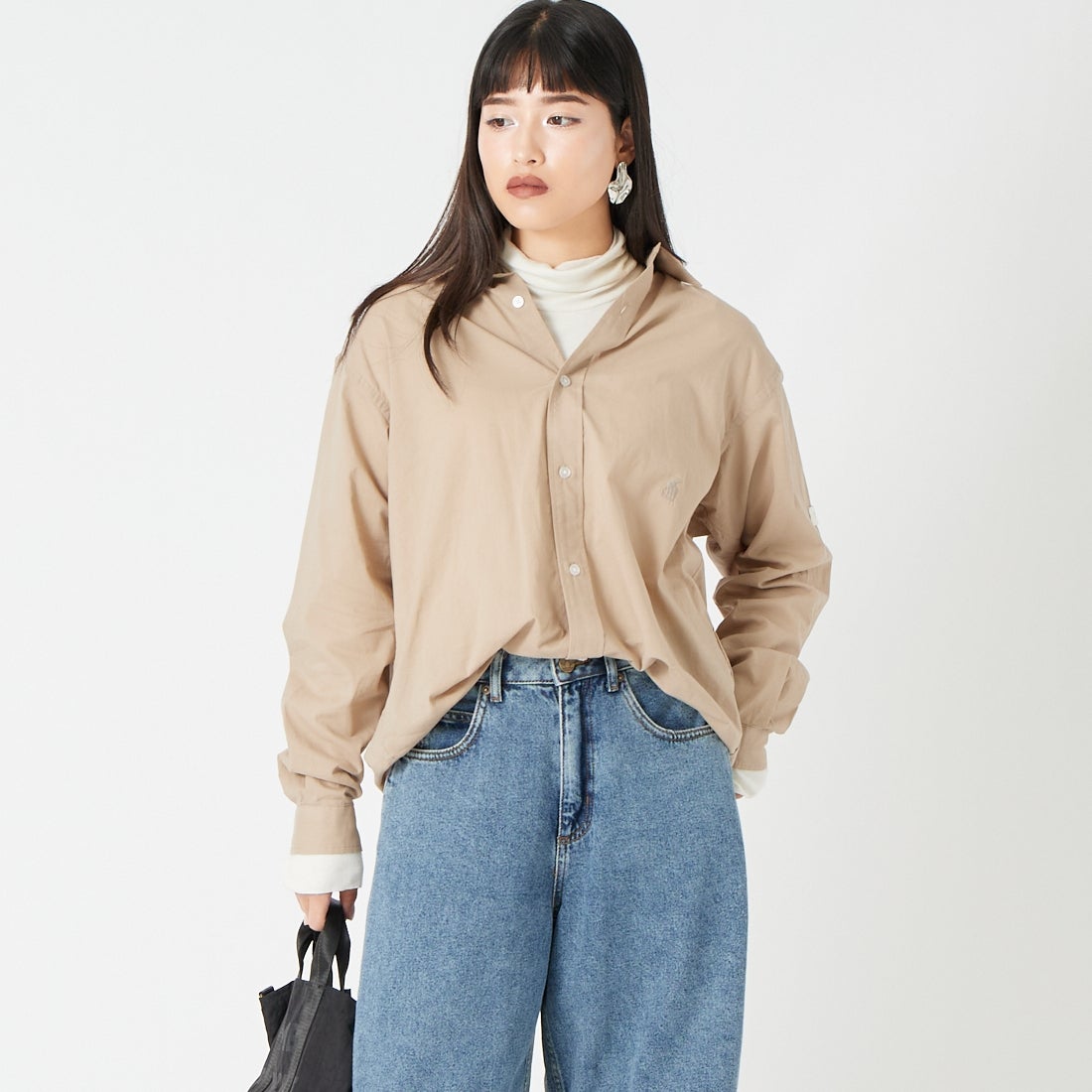 NORDISK [ノルディスク] 別注 レギュラーカラーシャツ [NU81701-JF] BEG &&モデル身長：162cm 着用サイズ：S&&