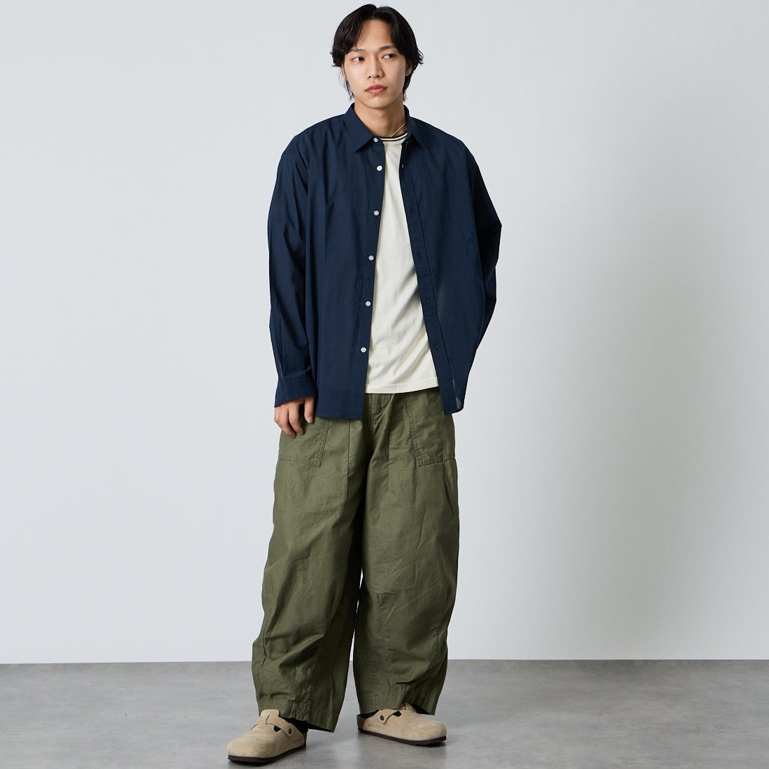 NORDISK [ノルディスク] 別注 レギュラーカラーシャツ [NU81701-JF] NVY &&モデル身長：179cm 着用サイズ：L&&
