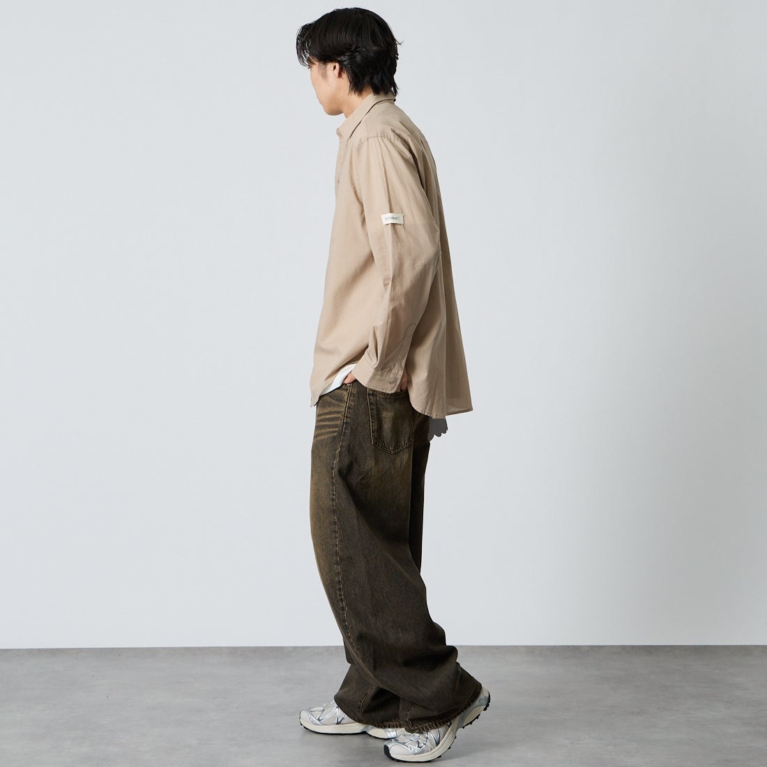 NORDISK [ノルディスク] 別注 レギュラーカラーシャツ [NU81701-JF] BEG &&モデル身長：179cm 着用サイズ：L&&