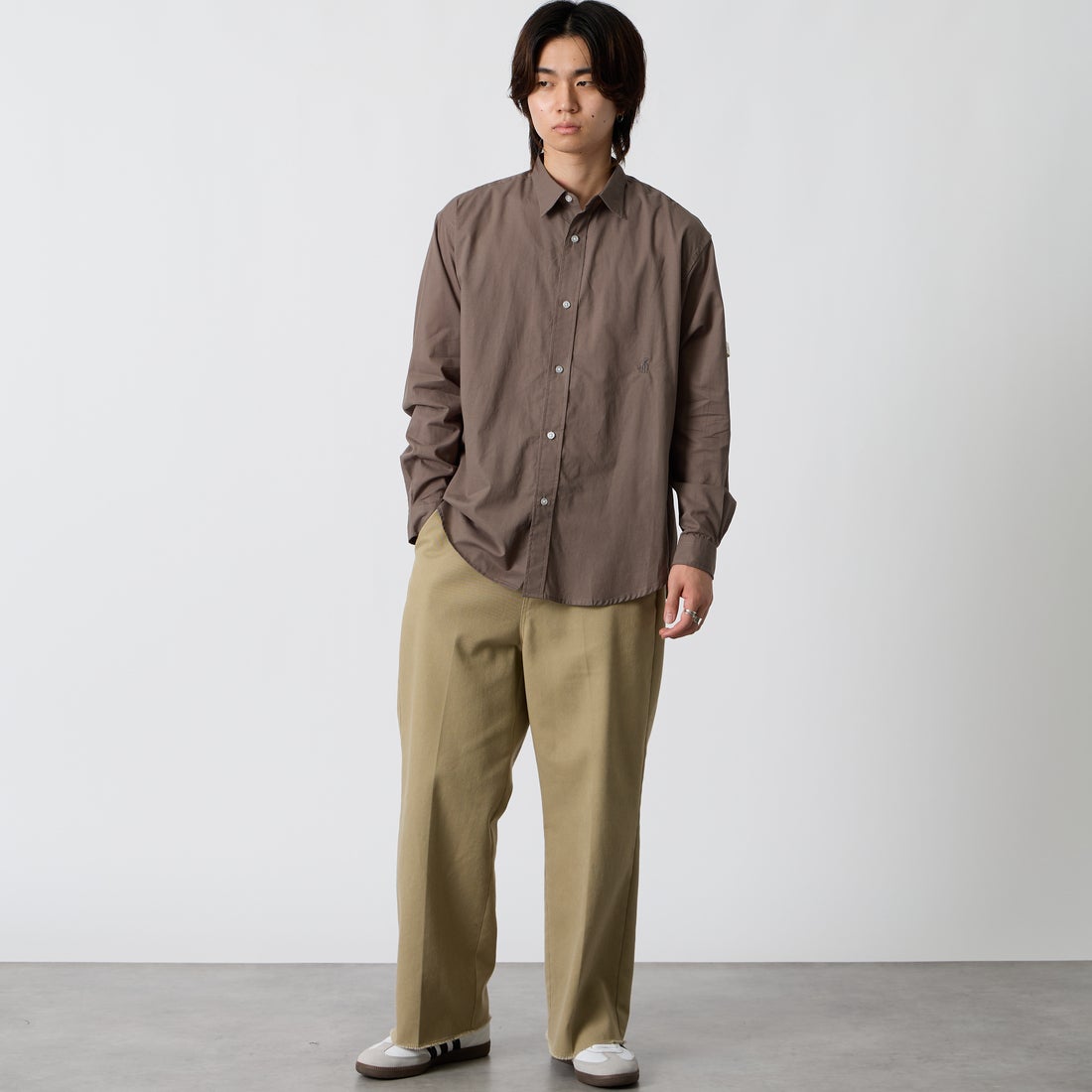 NORDISK [ノルディスク] 別注 レギュラーカラーシャツ [NU81701-JF] GREIGE &&モデル身長：177cm 着用サイズ：M&&
