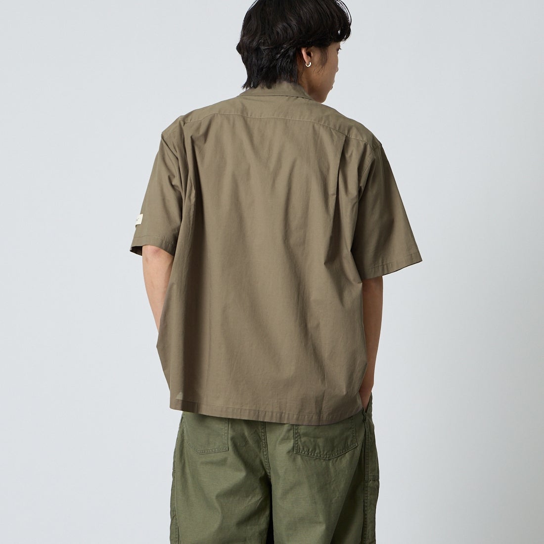 NORDISK [ノルディスク] 別注 オープンカラーシャツ [NU81702-JF] GREIGE &&モデル身長：179cm 着用サイズ：L&&